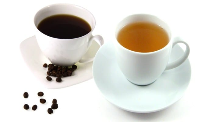 Café e chá — causas comuns de escurecimento dos dentes