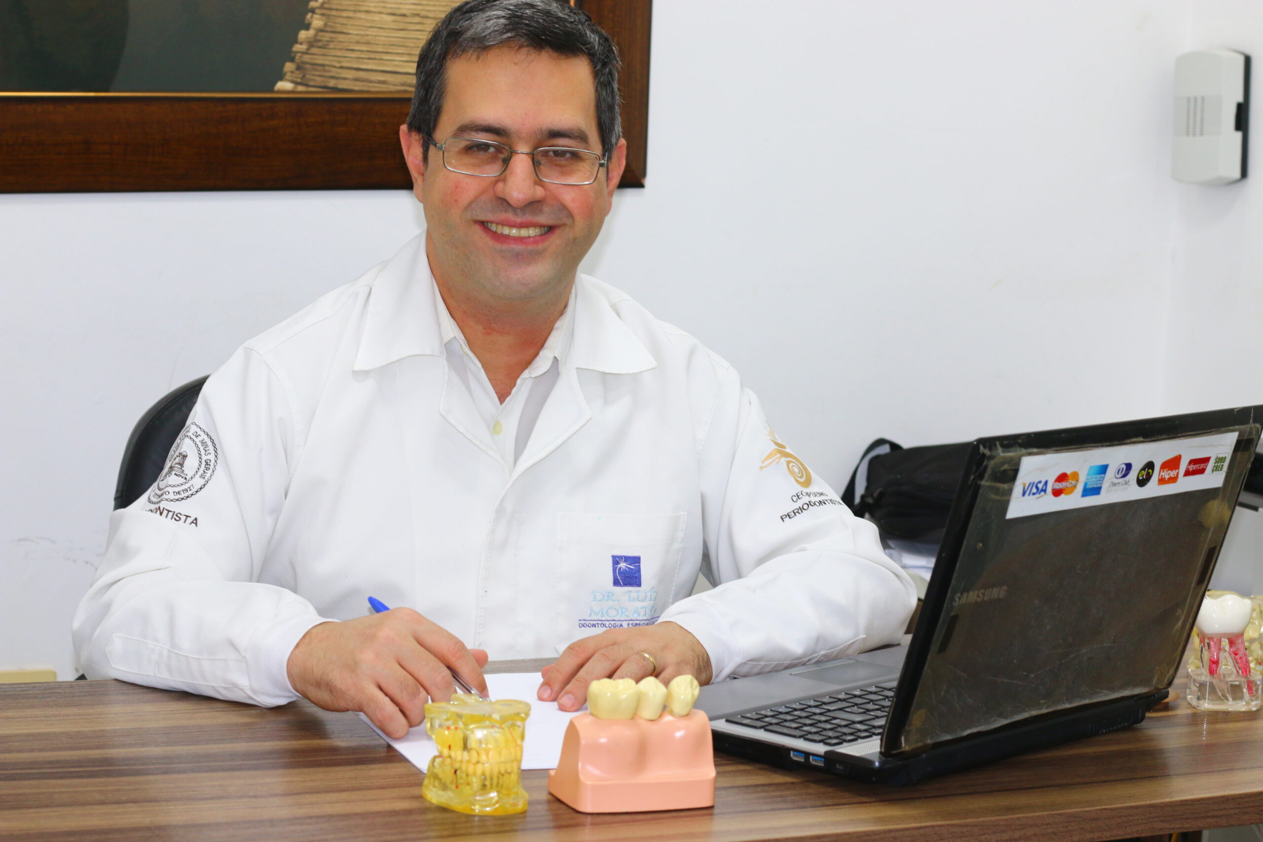 Dr. Luís Morato — Implantodontista Divinópolis MG